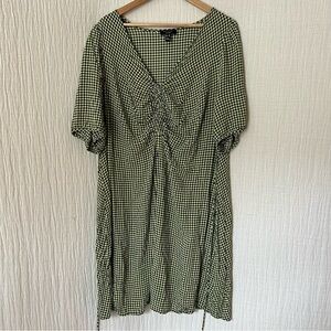 New Look curves black yellow checkered dress size 24